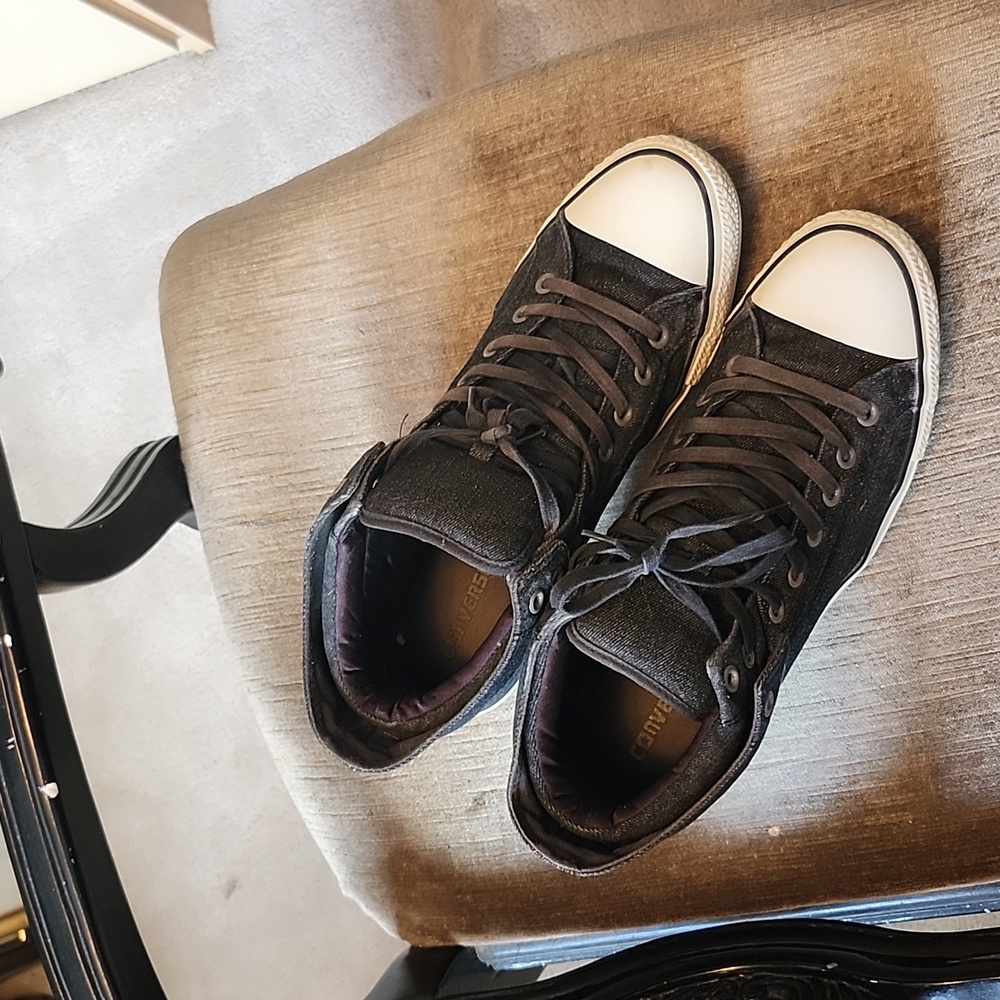 Converse high tops in men's size 12